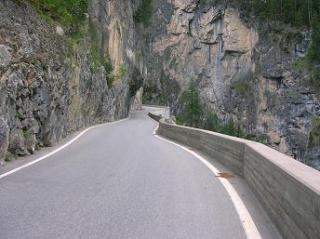 Closing to Bergün and Albulapass